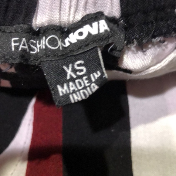 Fashion Nova Pant - Picture 3 of 9